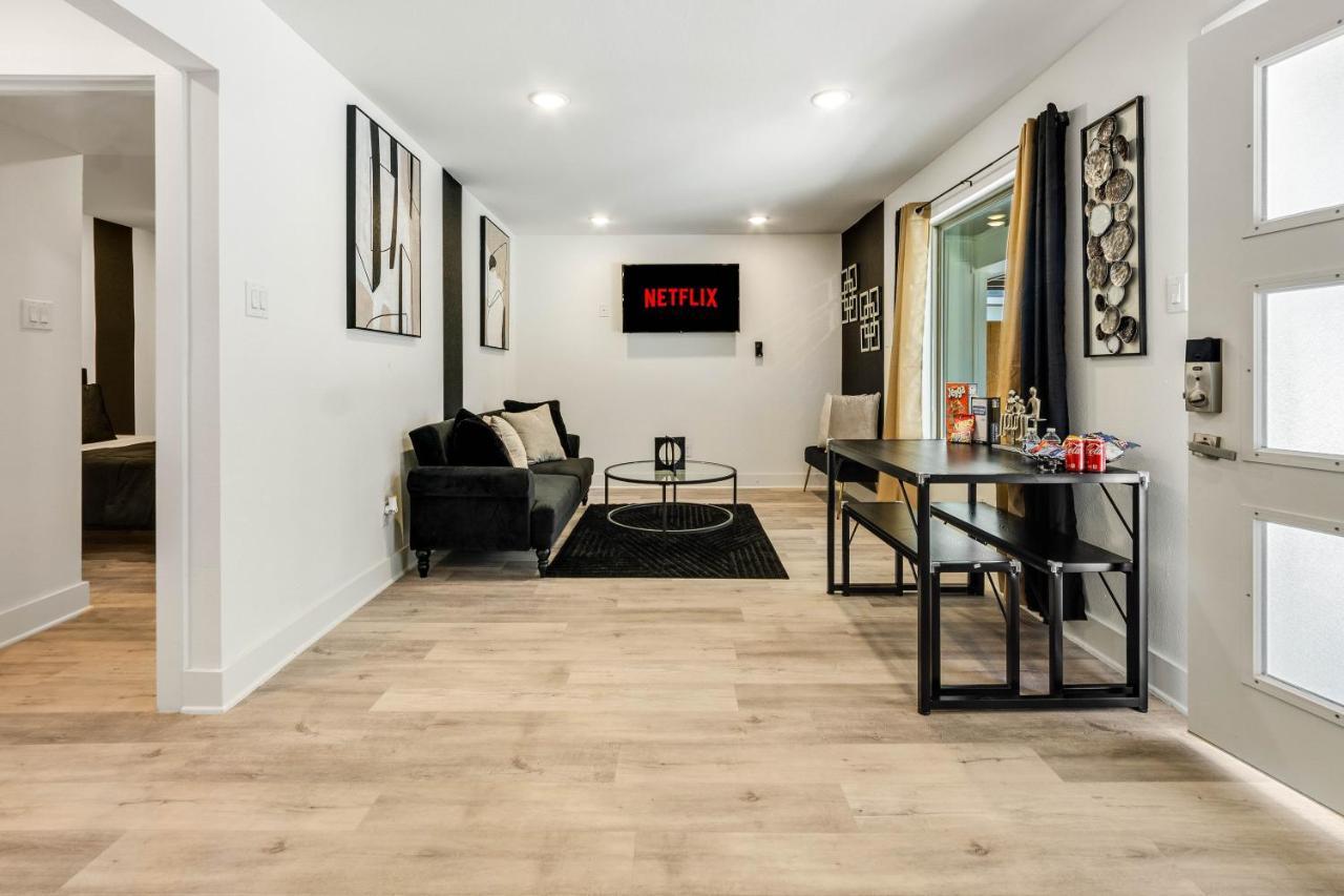 Queen Near Downtown Free Parking Apartamento Dallas